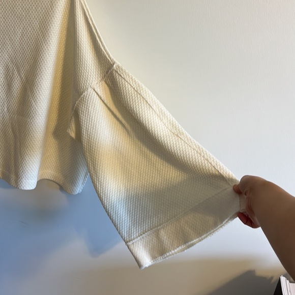 Free people we the free bell sleeve ivory white sweater size medium - Picture 3 of 5